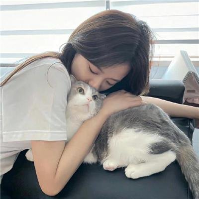 一个女王的少女时代